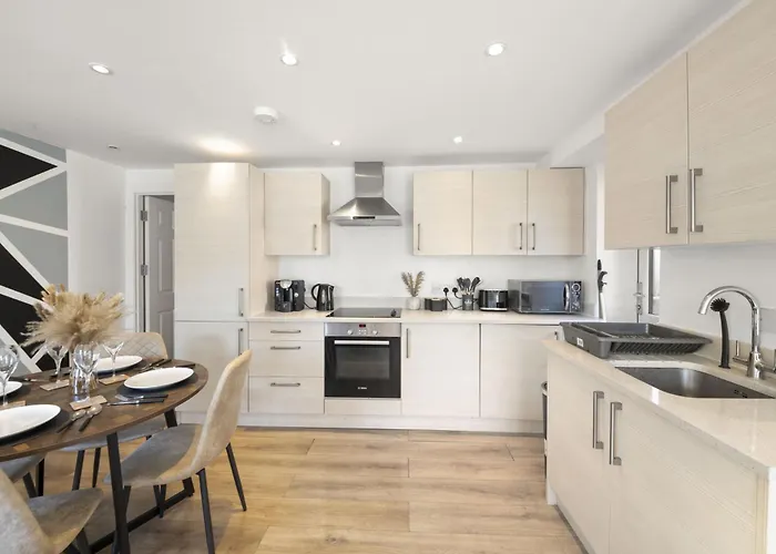 2 Bdr, Wembley Stadium, Parking, Family Friendly